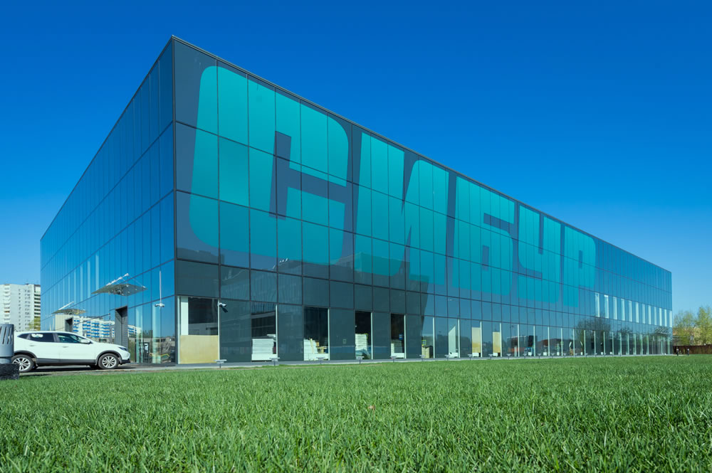 «СИБУР ПолиЛаб»: полимерно просто