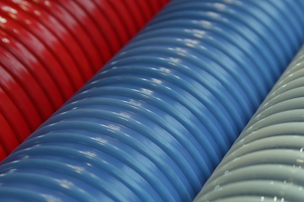 СИБУР разработал новую марку полипропилена для гофрированных труб