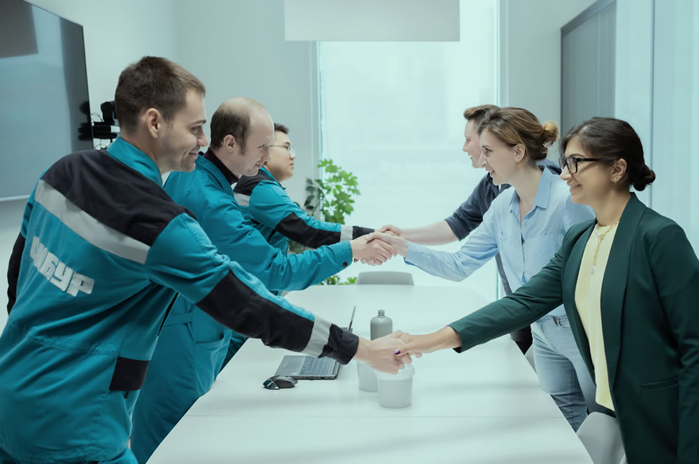 Импортозамещение АБС-пластиков: кейсы клиентов СИБУРа