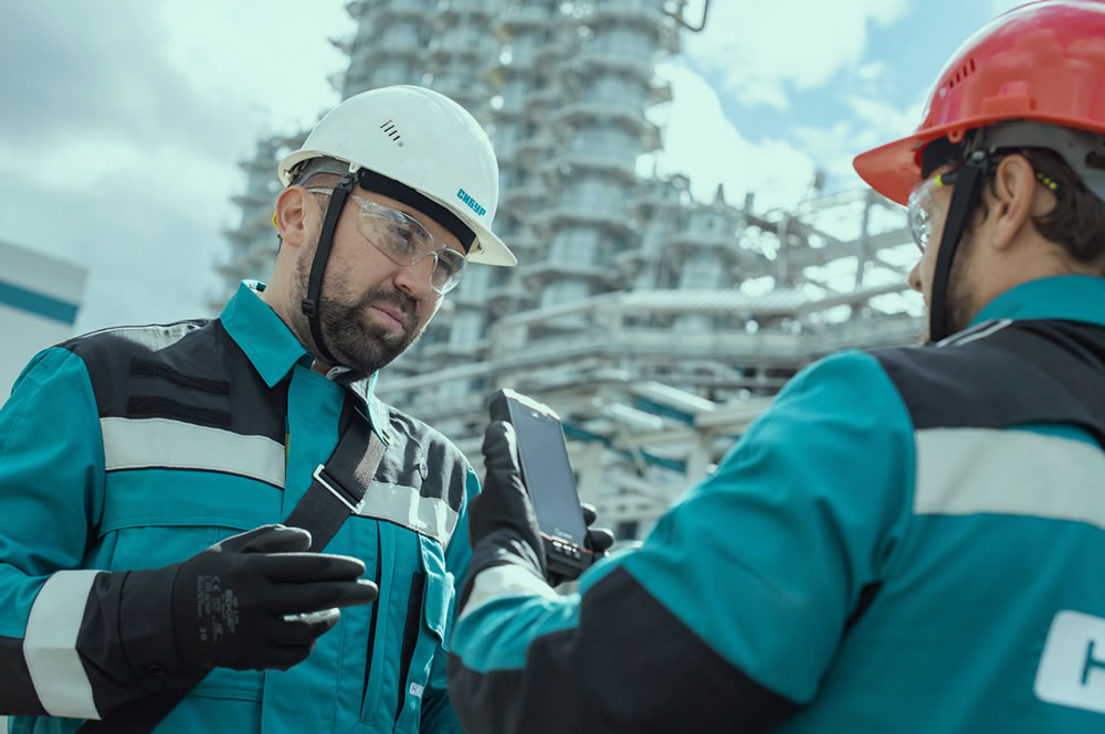 Технологические вызовы приняты: как СИБУР реализует производственные проекты в условиях санкций