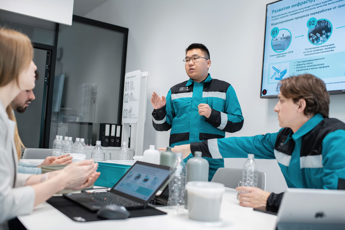 «СИБУР ПолиЛаб» ставит перед собой стратегическую цель: разработка и модификация новых марок, а также специальных рецептур под запросы клиентов.  