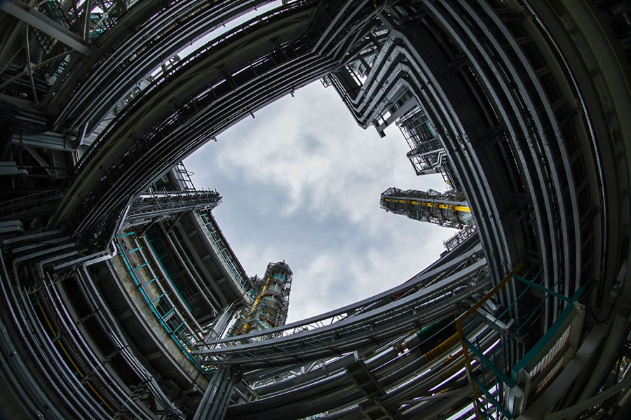 Участники мероприятия отдельно заострили внимание на важности достижения полной взаимозаменяемости марок полиэтилена, выпускаемых «ЗапСибНефтехимом» и «Казаньоргсинтезом». 