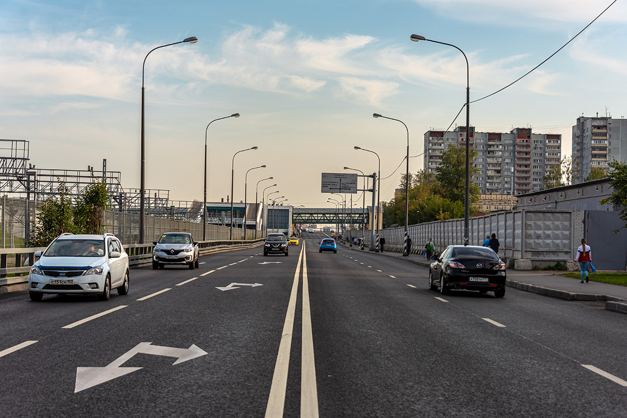 SIBUR'un son geliştirdiği malzemelerden, yüksek basınca dayanıklı asfalt beton kaplamaları için tasarlanmış bir modifikatördür. Yüksek sıcaklıklarda dökerek yapılan uygulamalar için tasarlanmıştır. Bu, ürün artırılmış termal kararlılığa sahip L 30-01A marka SBS-polimerdir. 