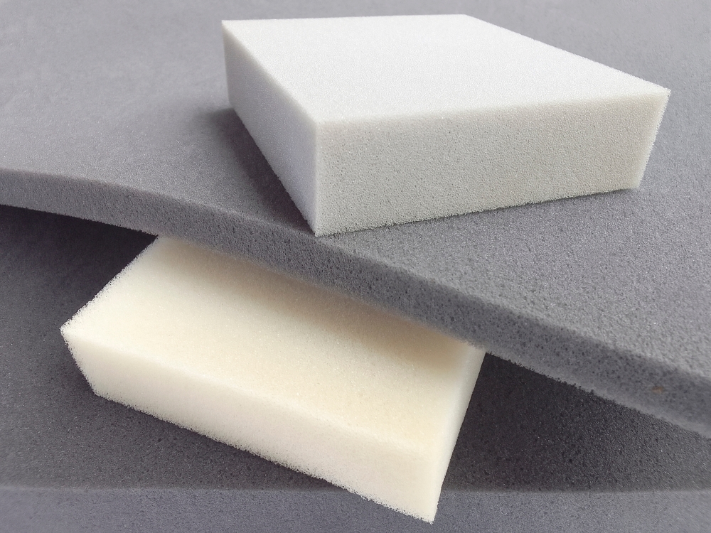 На 27% упал спрос на мягкие пены, которые используются для выпуска мебели и матрасов, на 48% снизилось потребление со стороны производителей полиуретановых систем. 