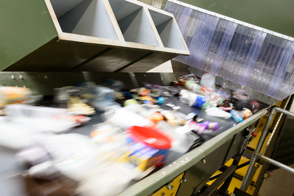 Эффективную поддержку переработчикам пластмасс оказывает Фонд развития промышленности. На текущий момент здесь реализуются 12 программ. 